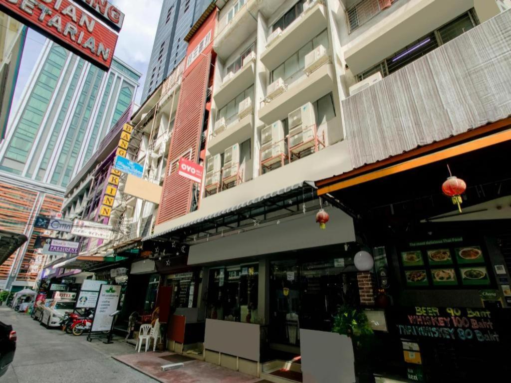 Oyo 253 Kk 11 Boutique Inn Bangkok Eksteriør billede